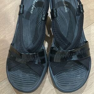 Skechers Cali Rumblers Sandals Womens 7 Black Patent Leather Slingback Wedge